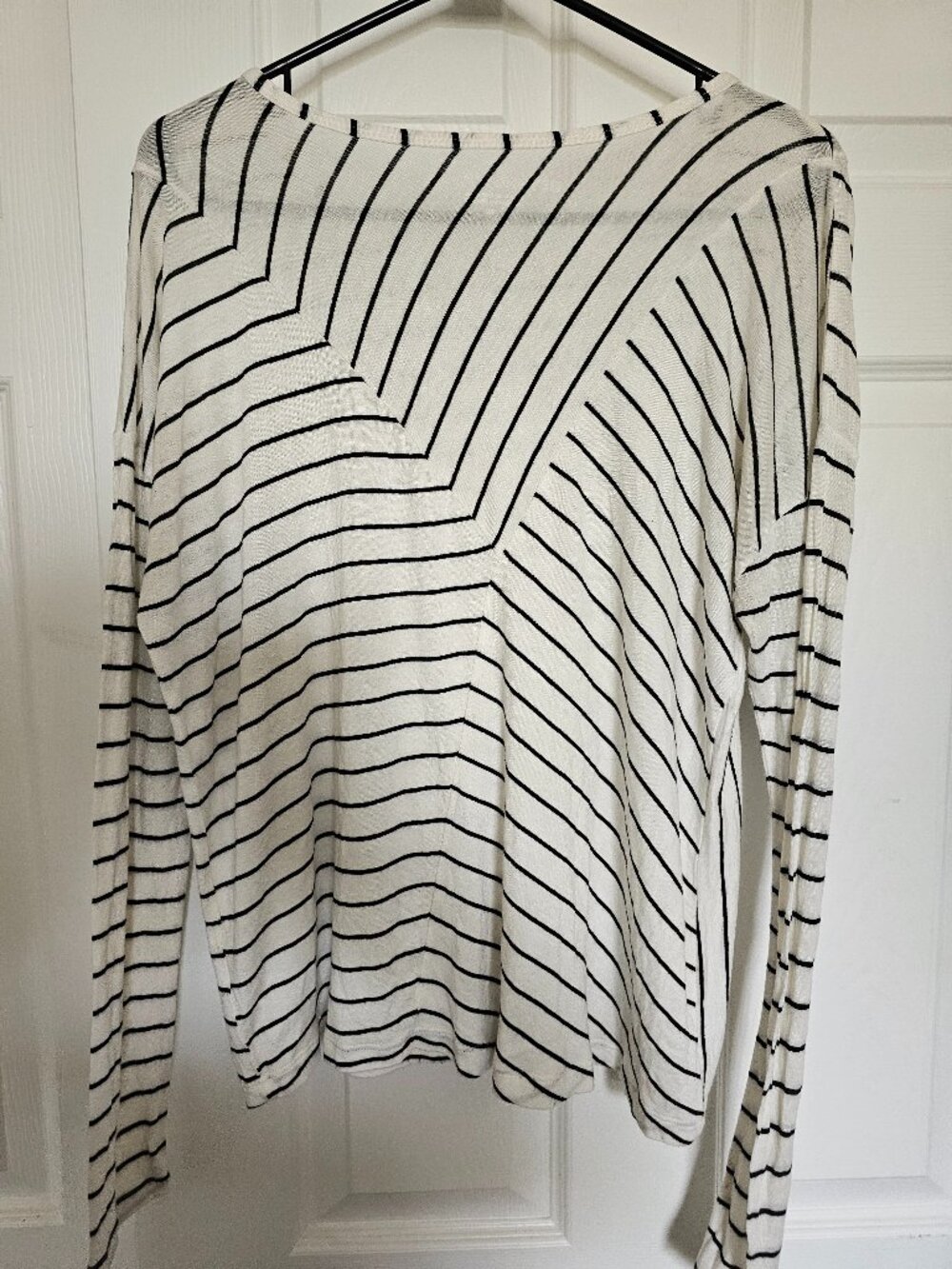Beyond Yoga White Black Striped Mixed Chevron Long Sleeve Top - XS